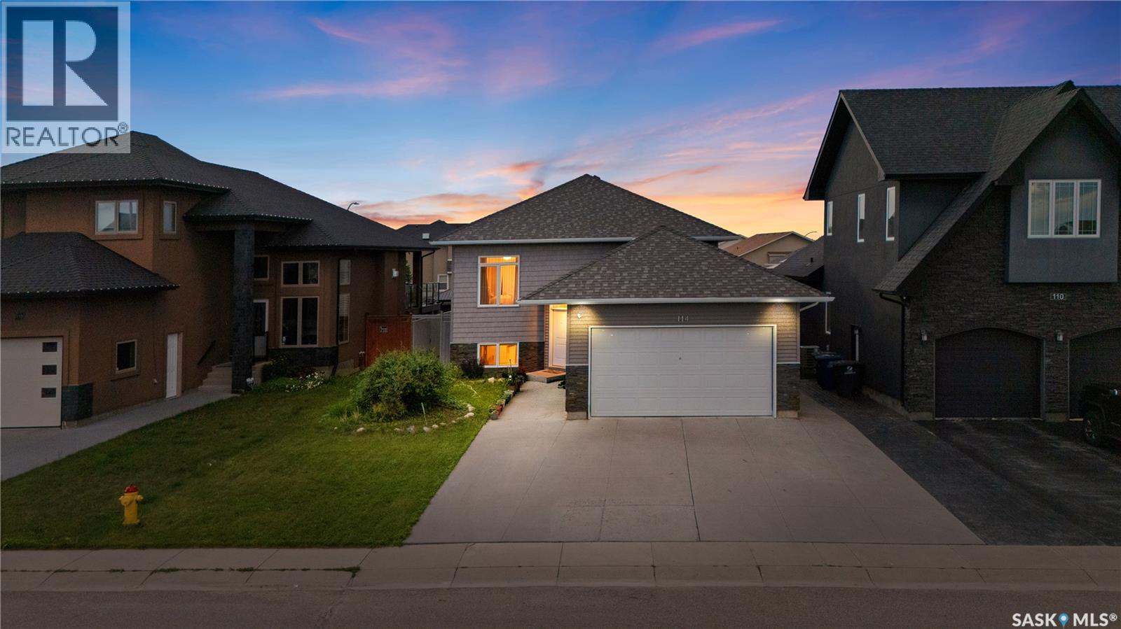 114 Pichler CRESCENT - 1