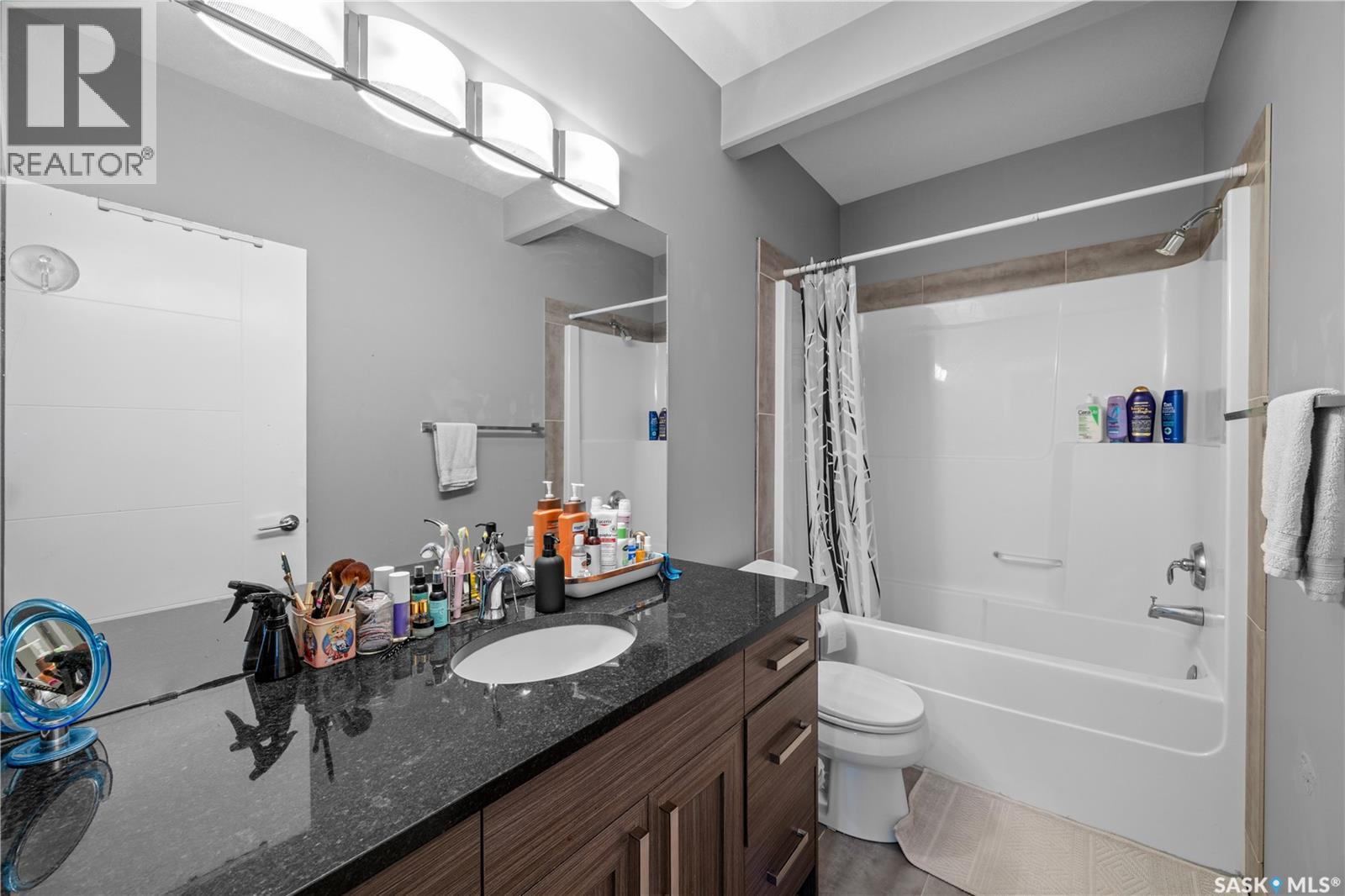 114 Pichler CRESCENT - 35