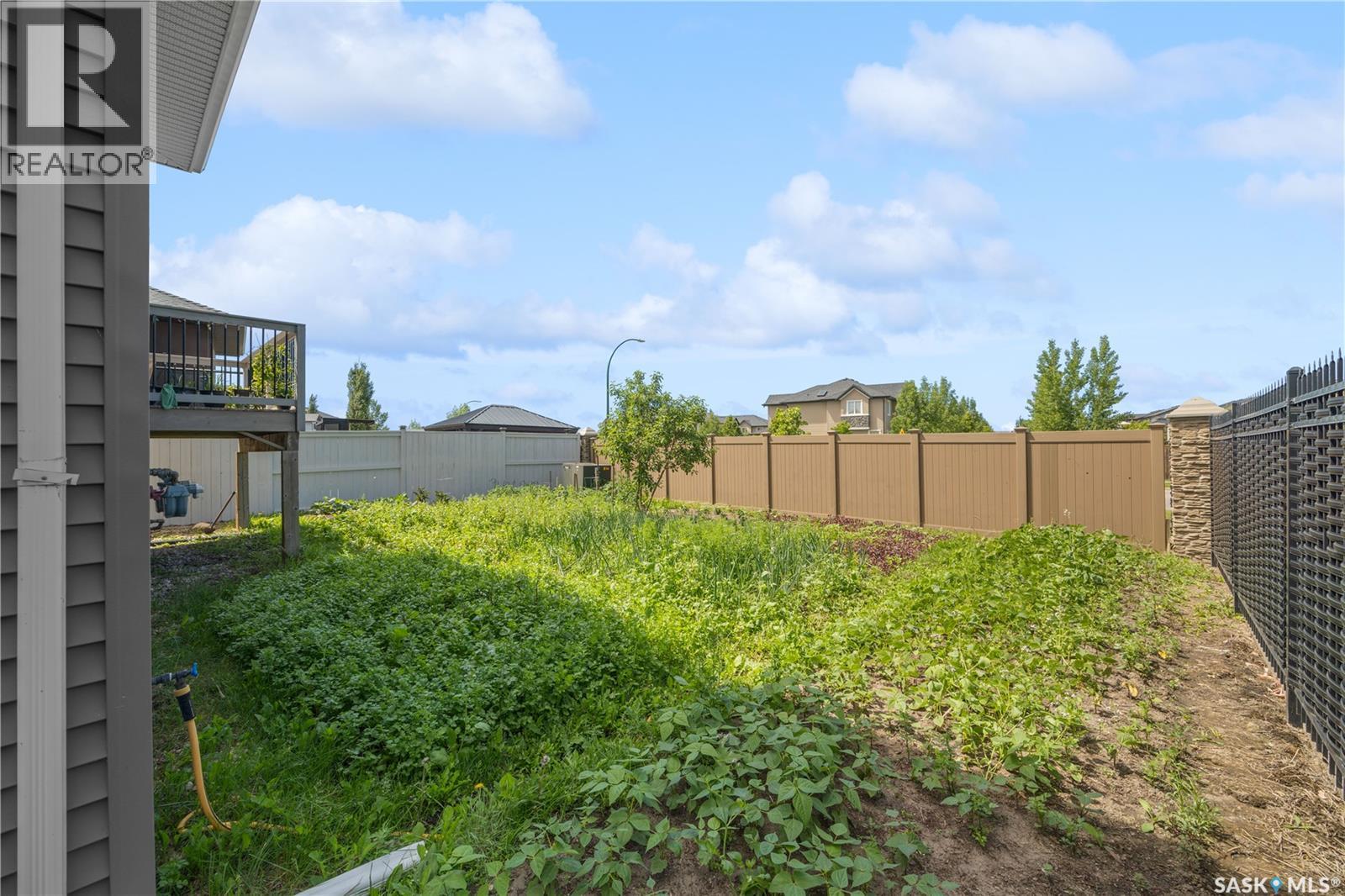 114 Pichler CRESCENT - 39
