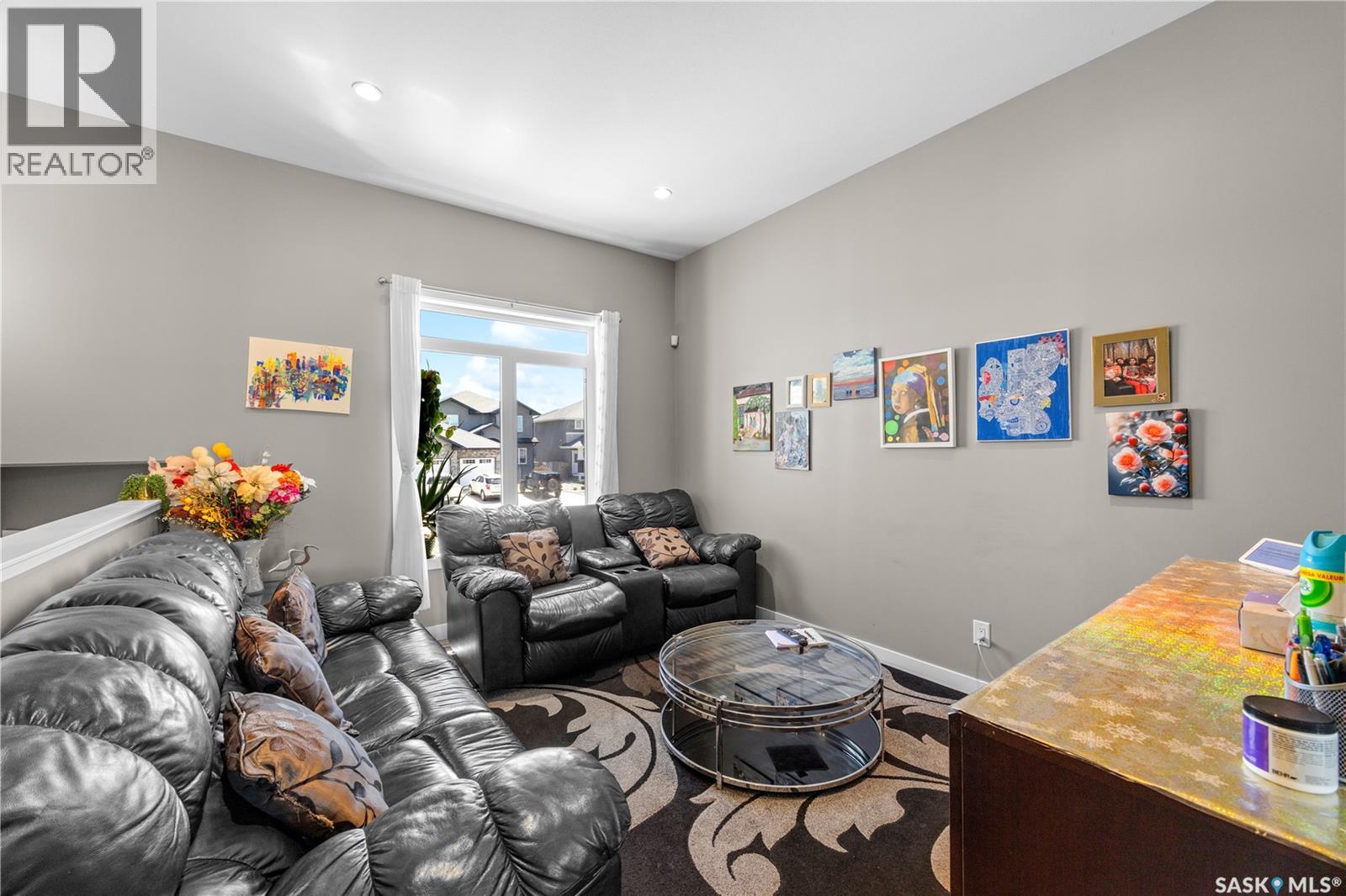 114 Pichler CRESCENT - 4