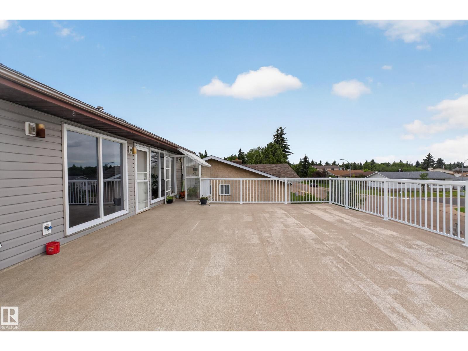 3841 62 ST NW - 53