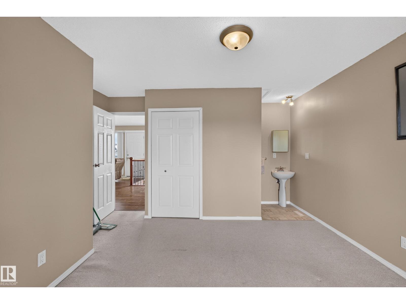 3841 62 ST NW - 45