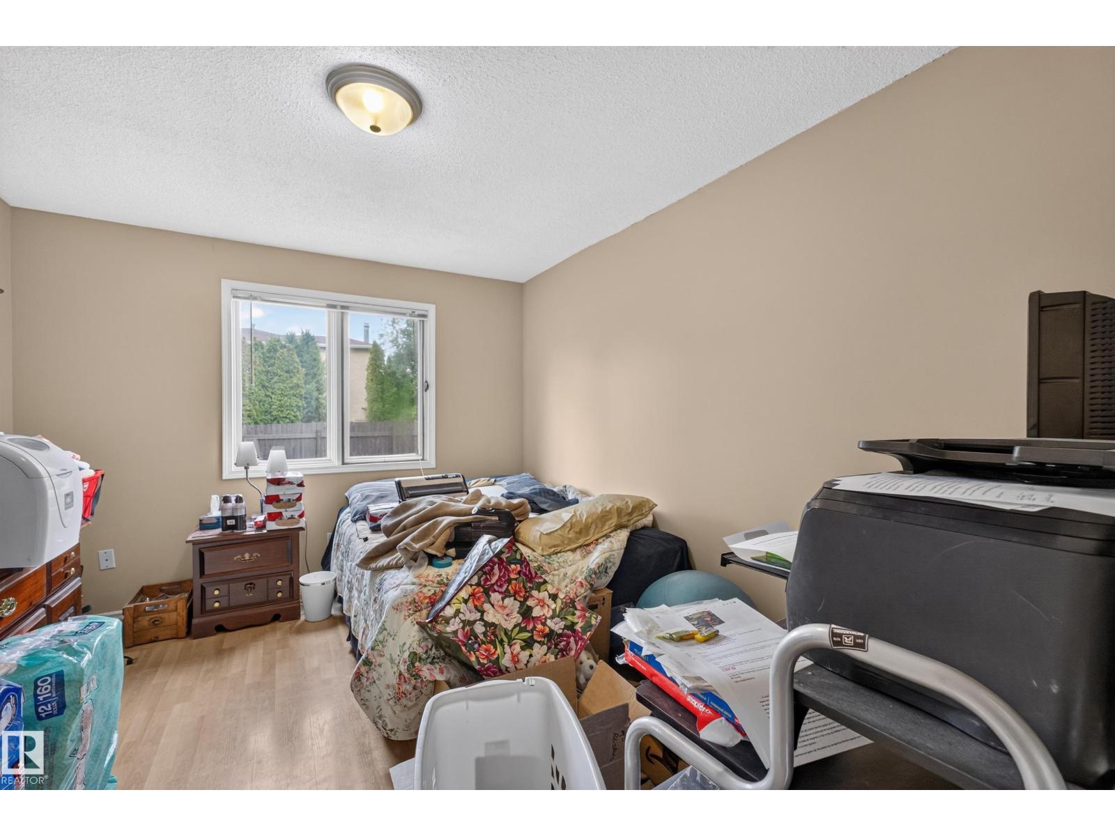 3841 62 ST NW - 18