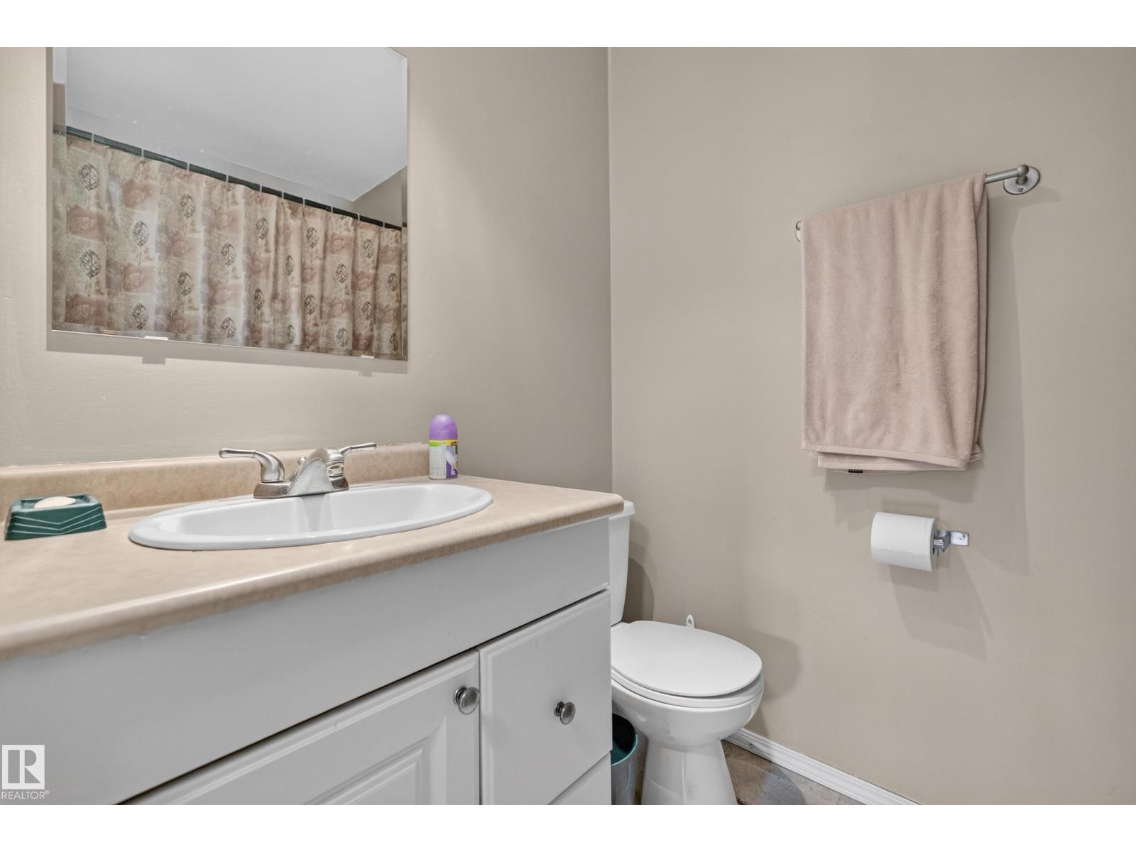 3841 62 ST NW - 20
