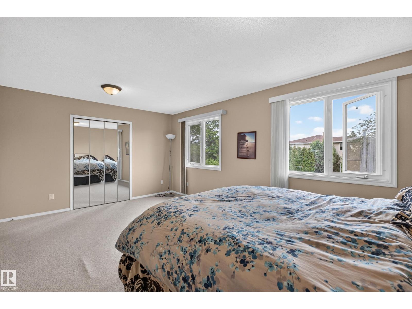 3841 62 ST NW - 41