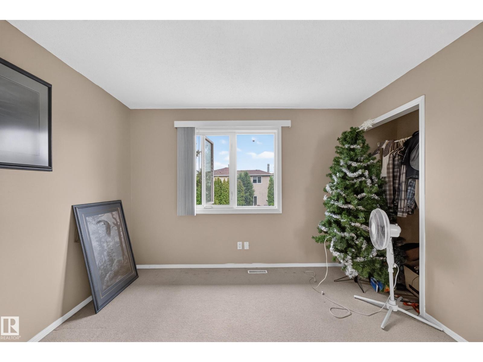 3841 62 ST NW - 43