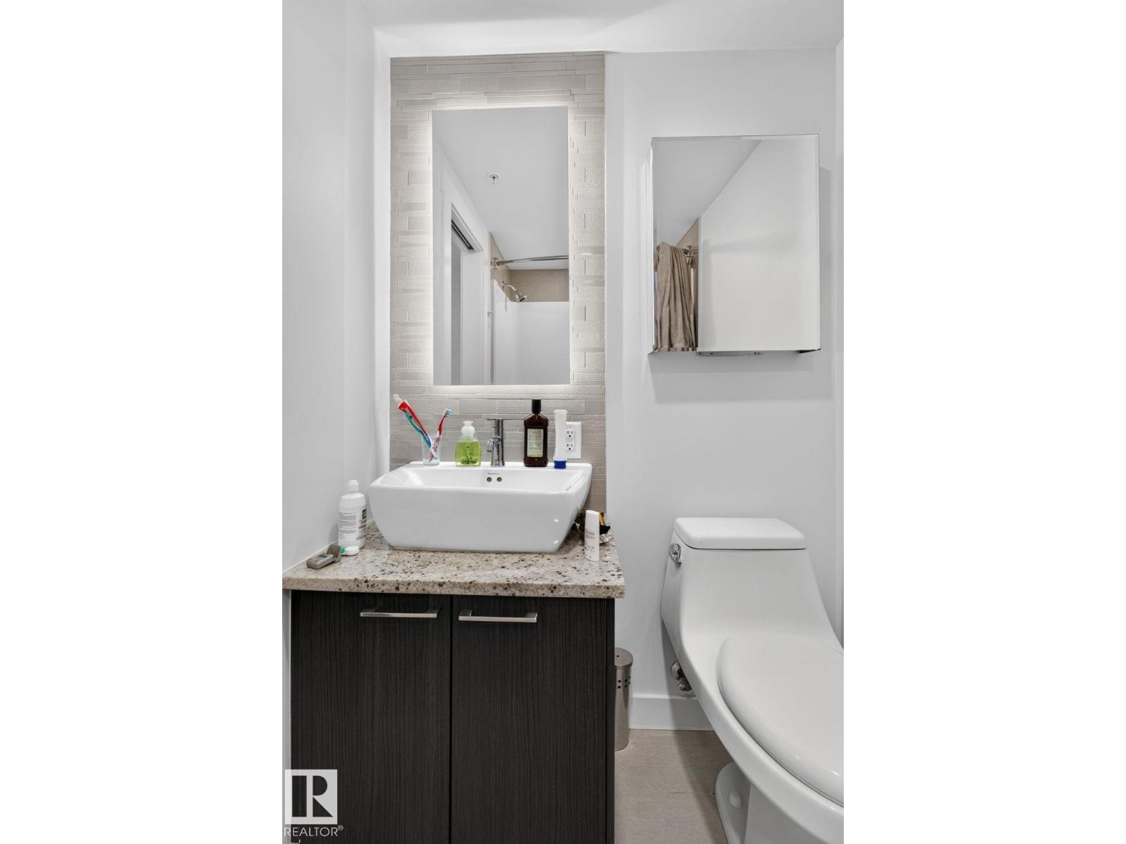 #1504 9720 106 ST NW - 11