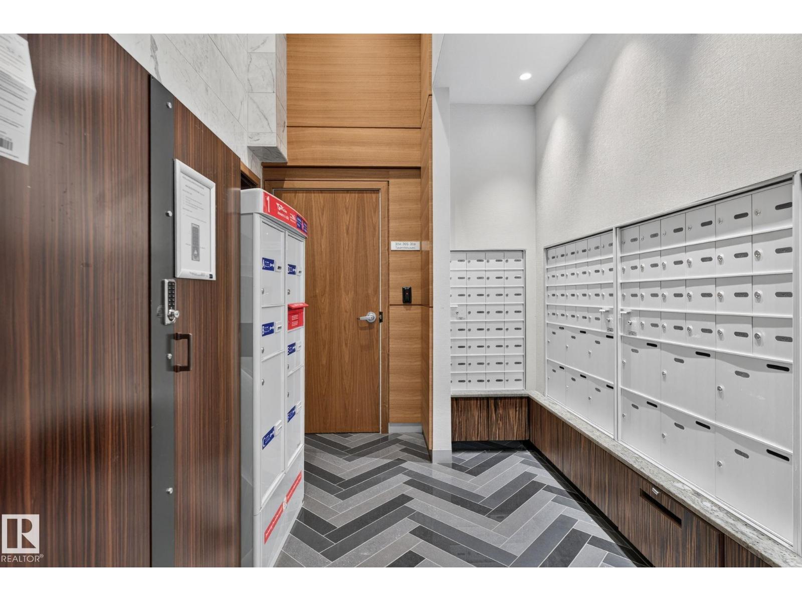 #1504 9720 106 ST NW - 19