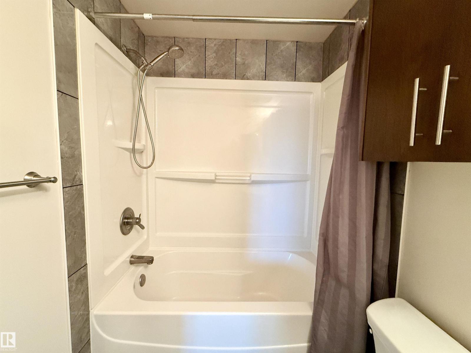 5107 146 AV NW - 54