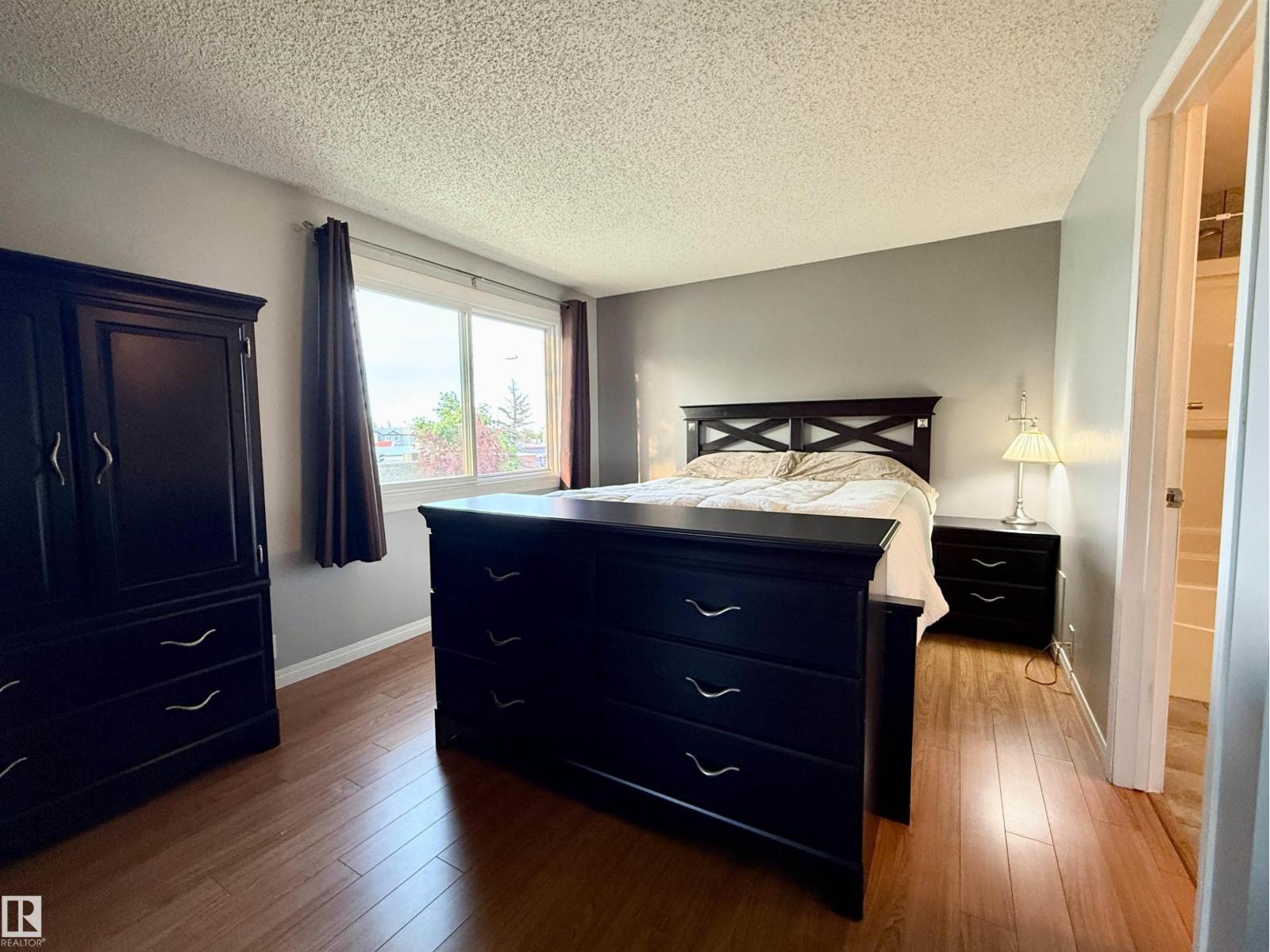 5107 146 AV NW - 44
