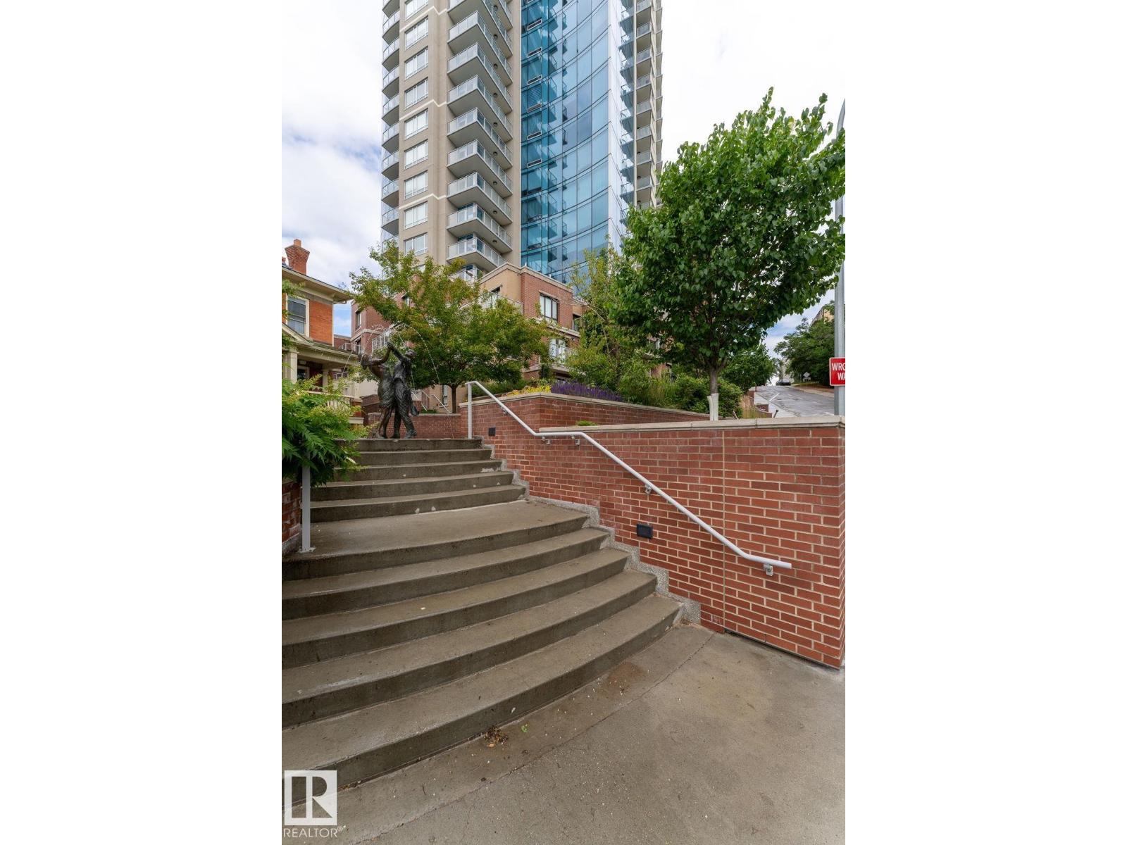 #1504 9720 106 ST NW - 27