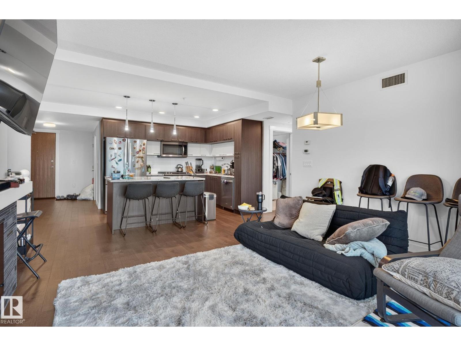 #1504 9720 106 St NW photo 2 — MLS® E4496113
