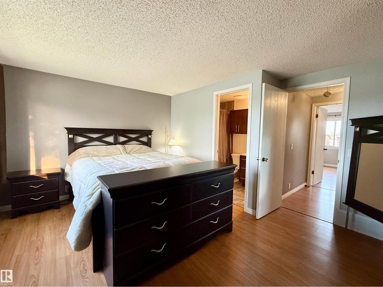 5107 146 AV NW - 46