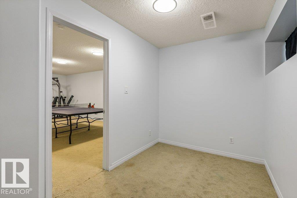 26 NORTH RIDGE DR - 45