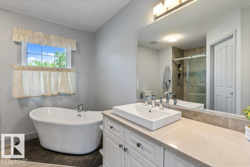 26 NORTH RIDGE DR - 33