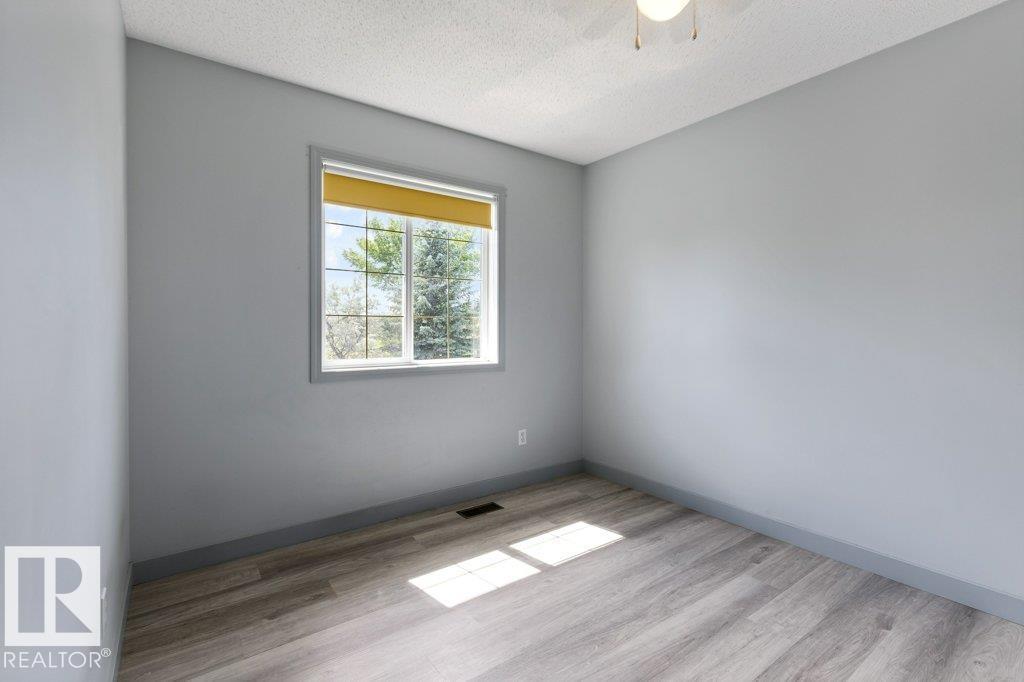 26 NORTH RIDGE DR - 28