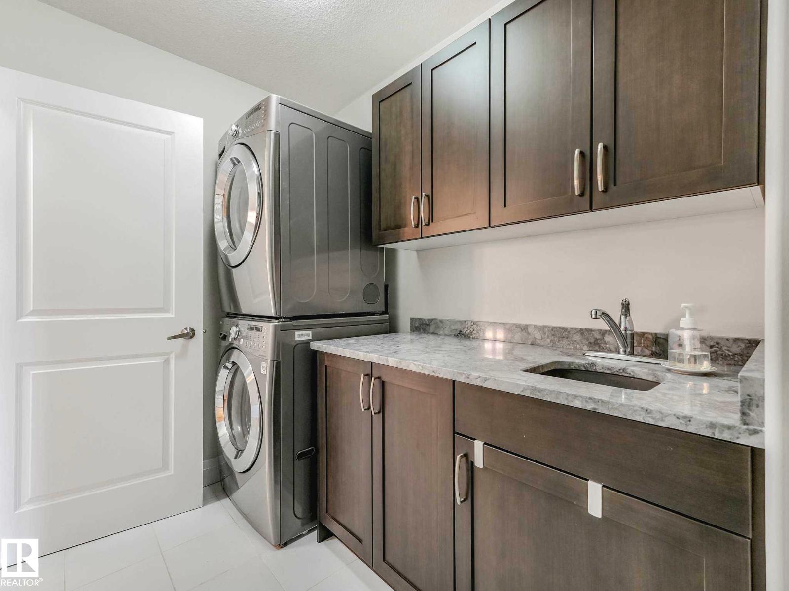 9330 83 ST NW - 27