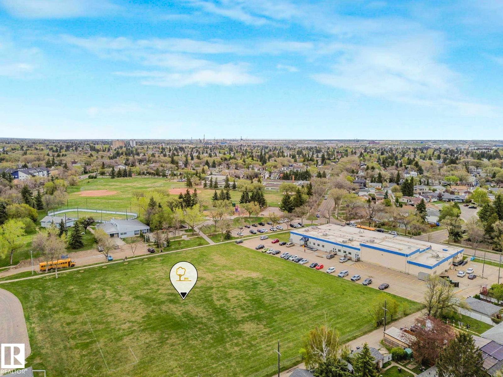 9330 83 ST NW - 69