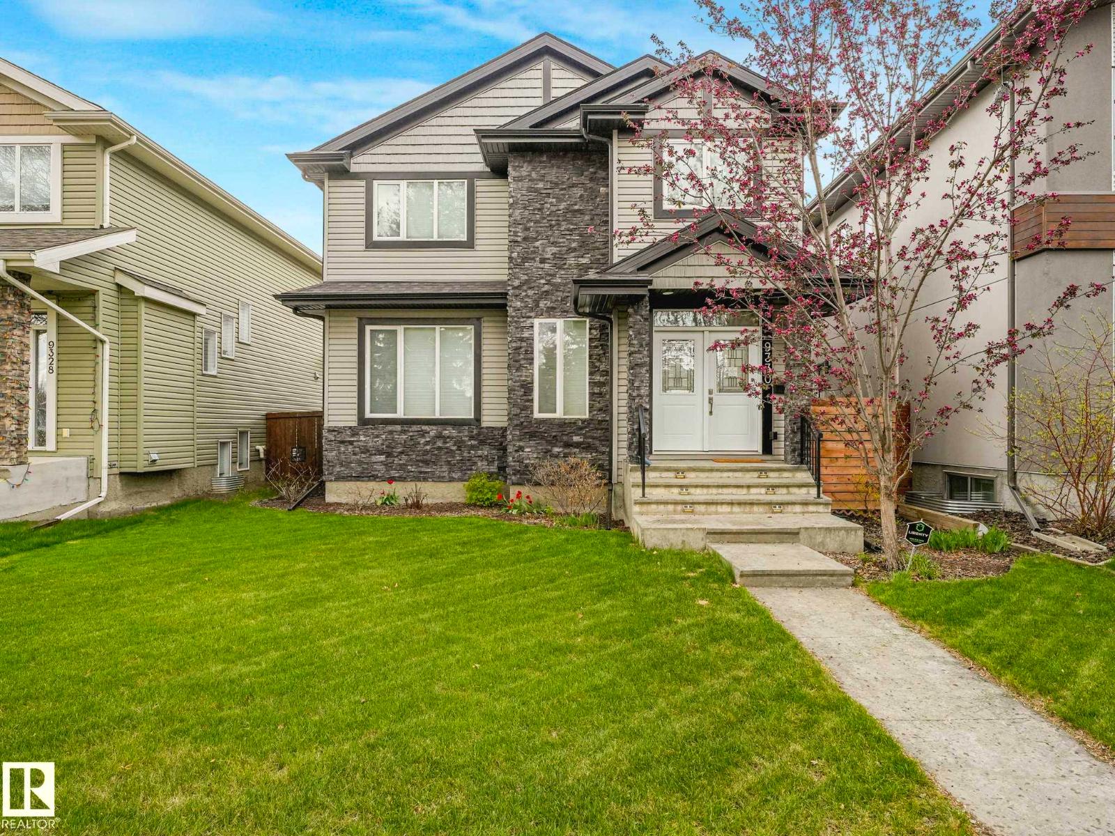 9330 83 ST NW - 60