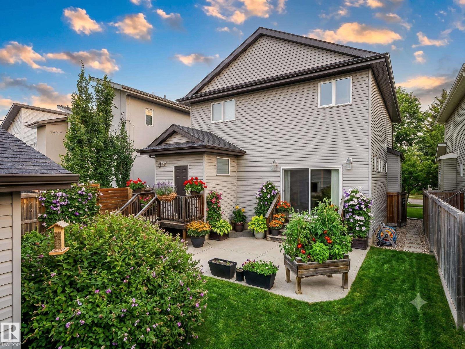 9330 83 ST NW - 57