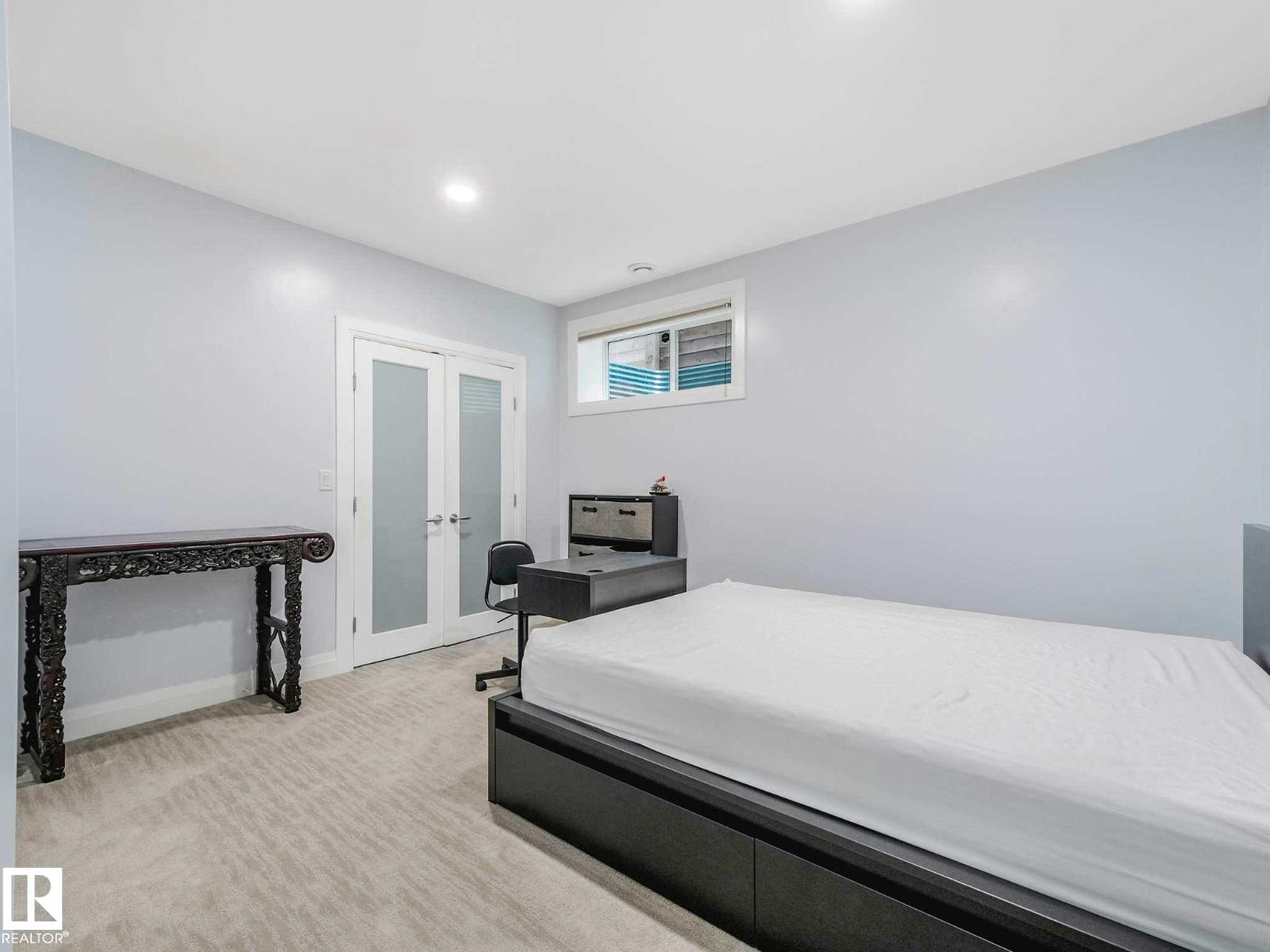 9330 83 ST NW - 46