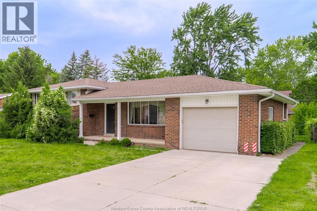2010 Grand Marais ROAD West - 4