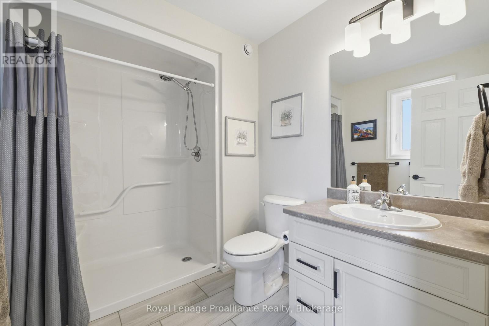 24 RIVERSTONE WAY - 27