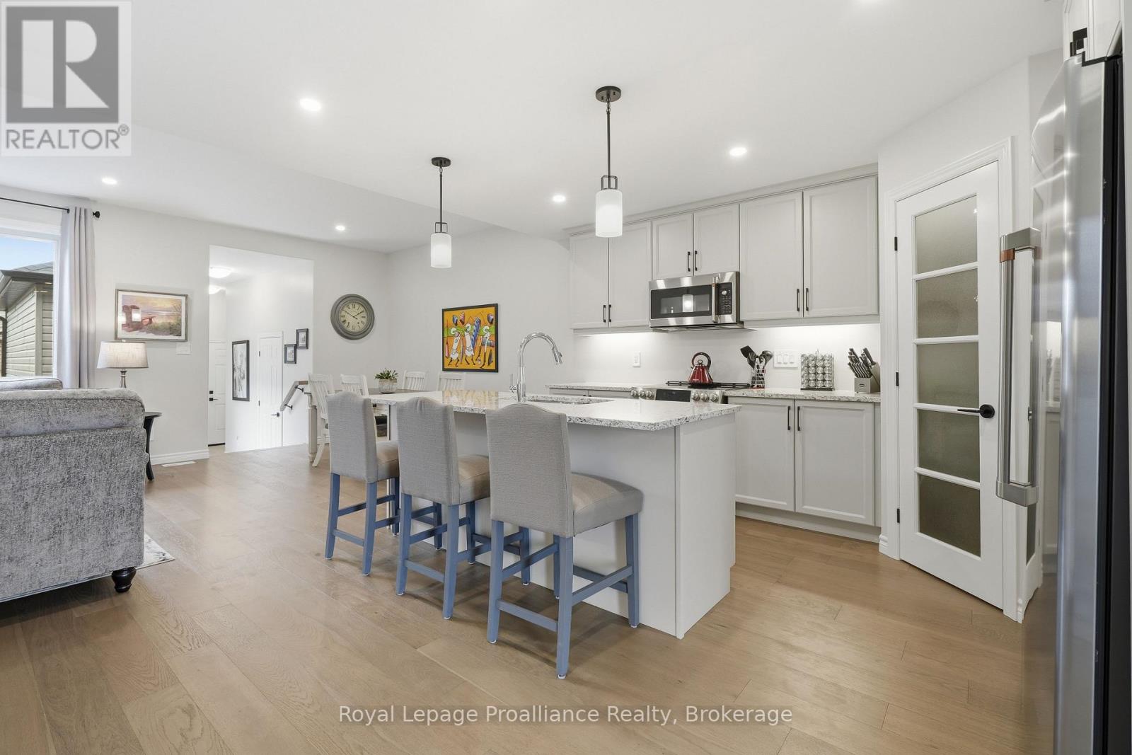 24 RIVERSTONE WAY - 8