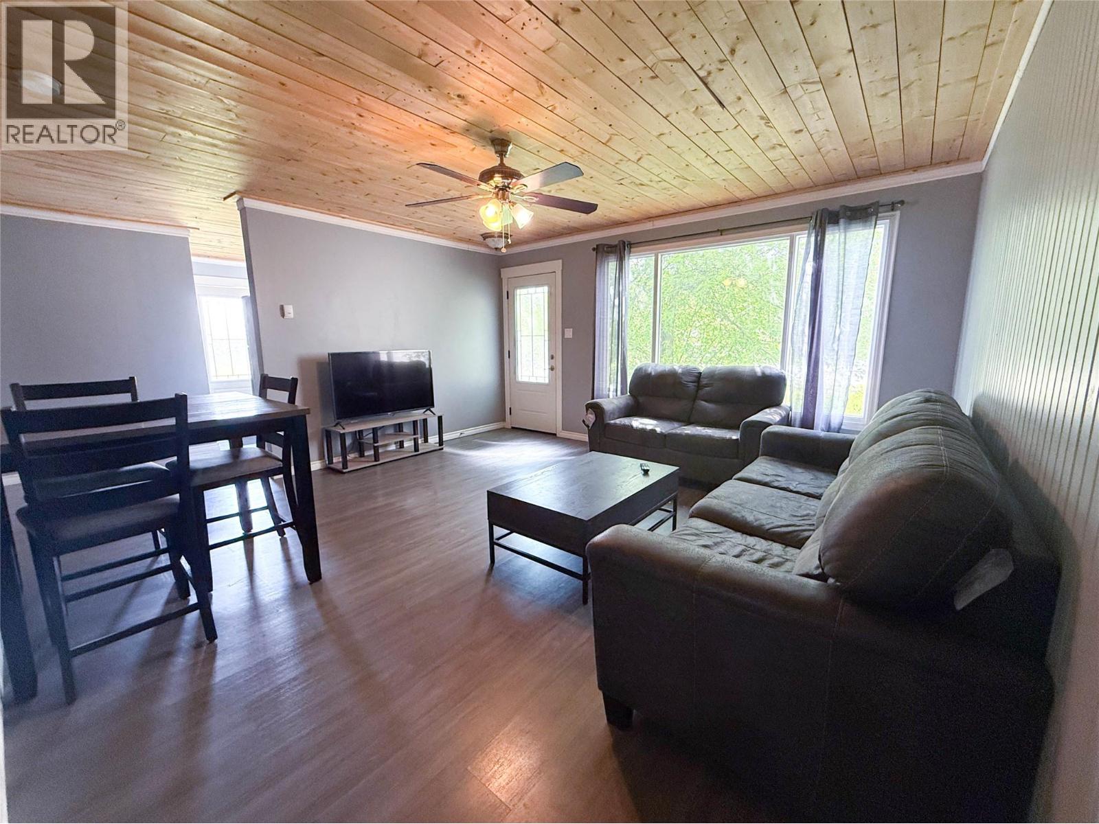 5024 49 Avenue NW - 3