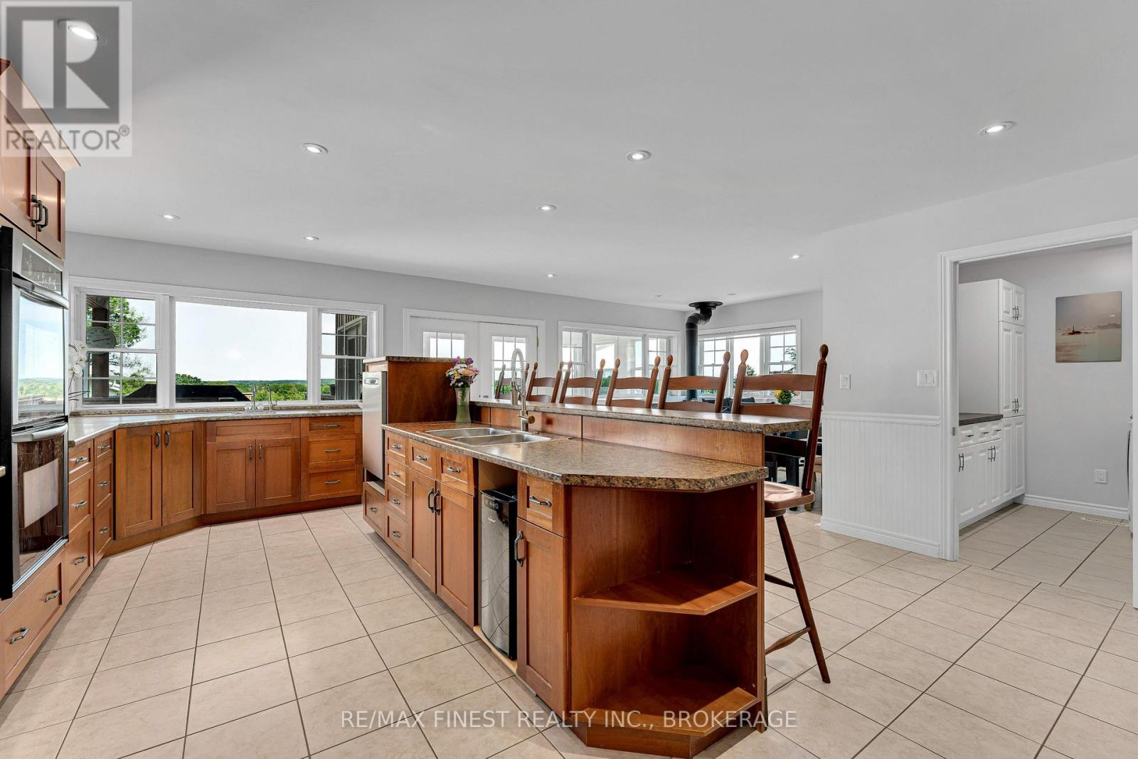 2112 BATTERSEA ROAD - Image 12