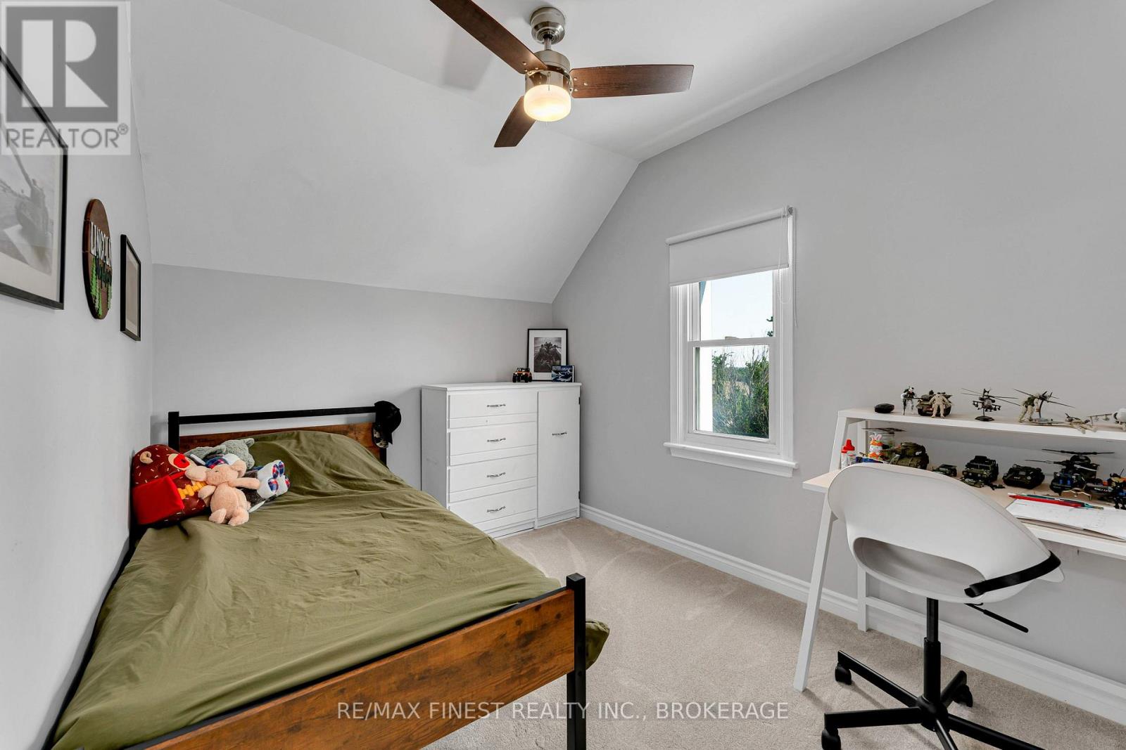 2112 BATTERSEA ROAD - Image 29