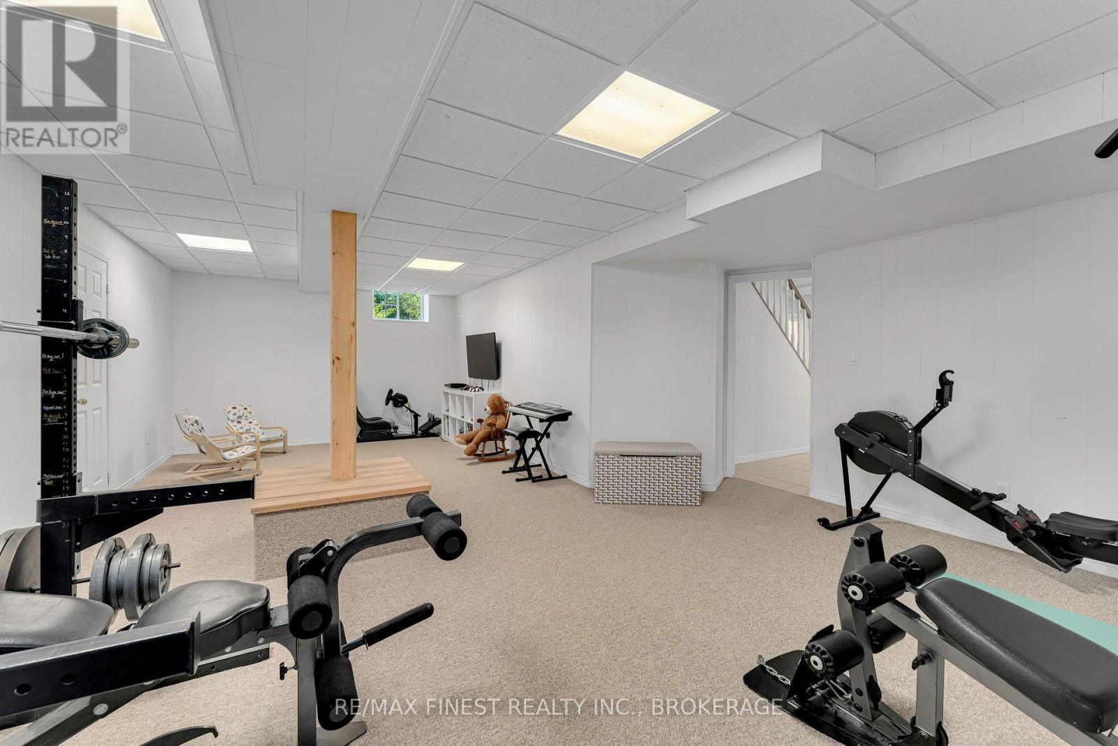 2112 BATTERSEA ROAD - Image 36