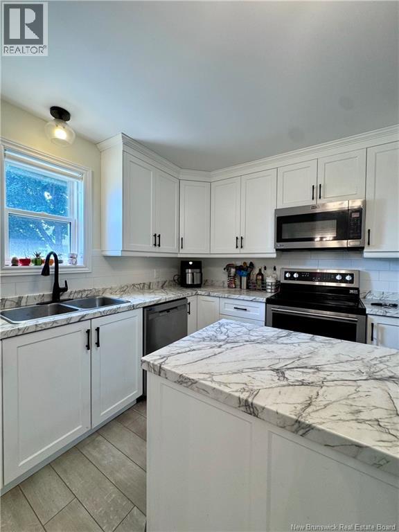 240 Alexander Street - 11