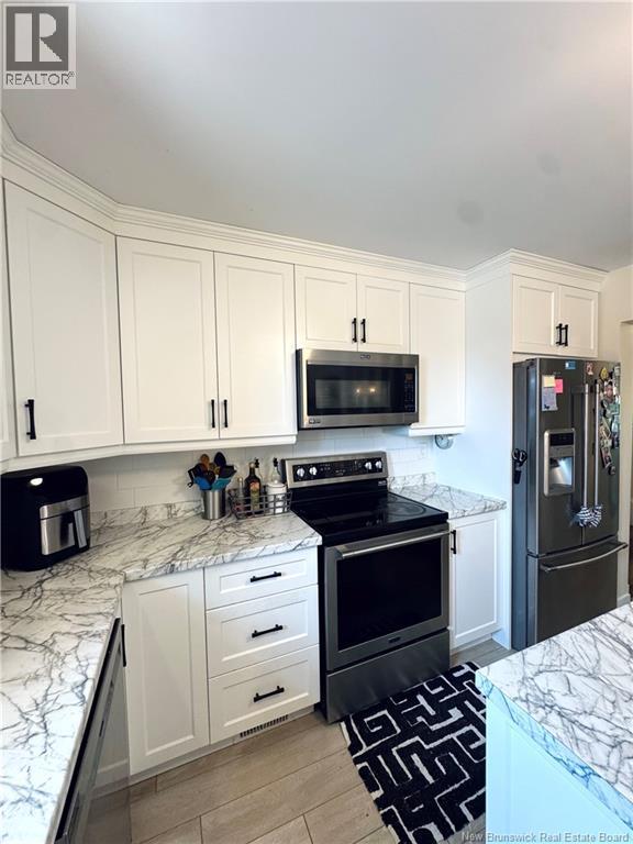240 Alexander Street - 13