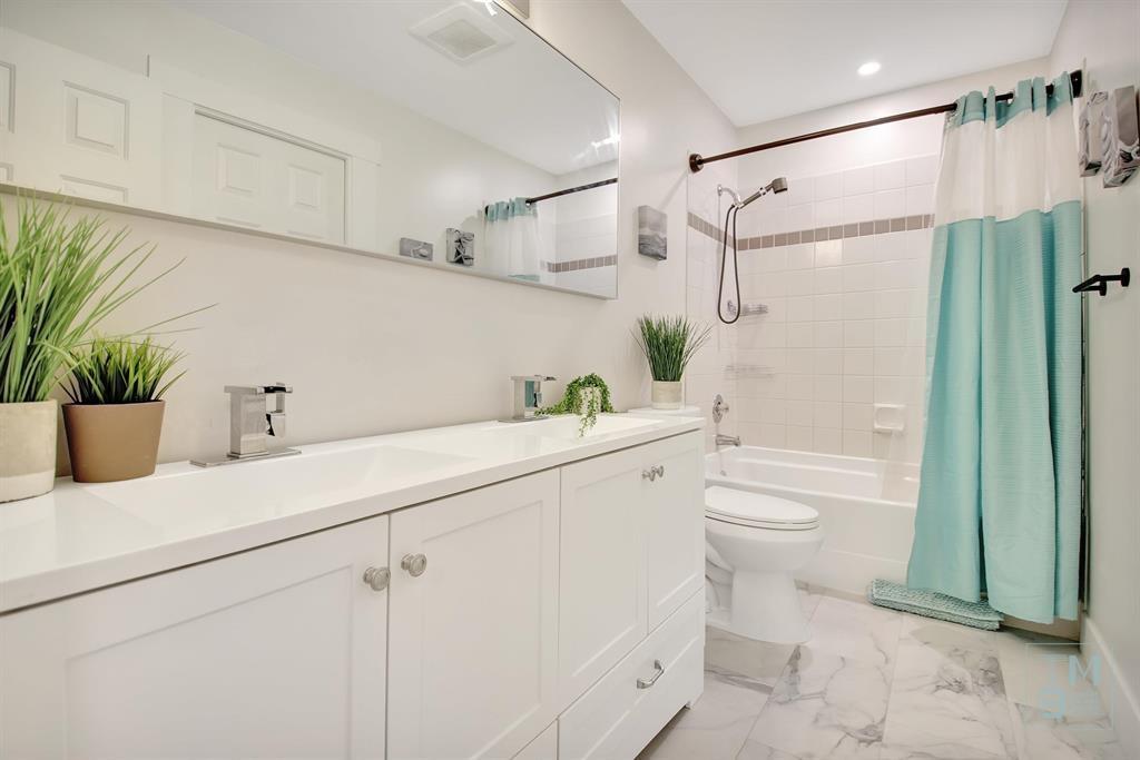 213 19721 64 AVENUE, Langley