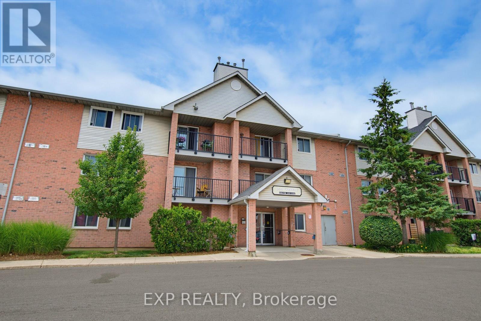 #106 144 CONWAY DRIVE - 26