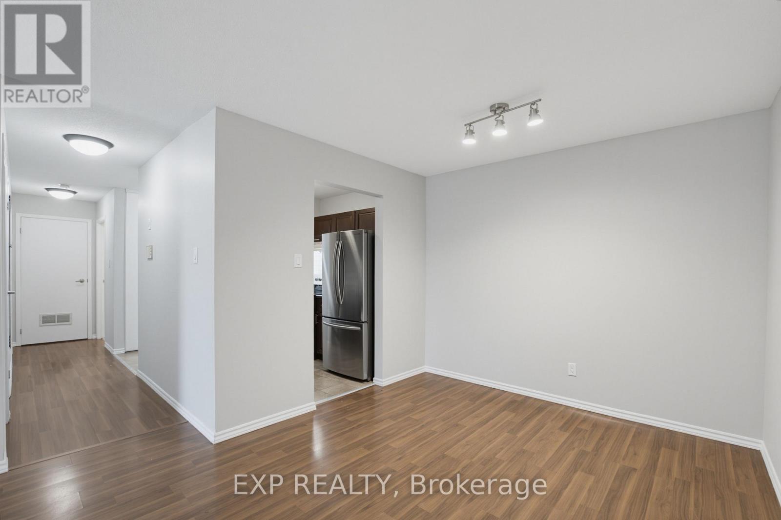 #106 144 CONWAY DRIVE - 7