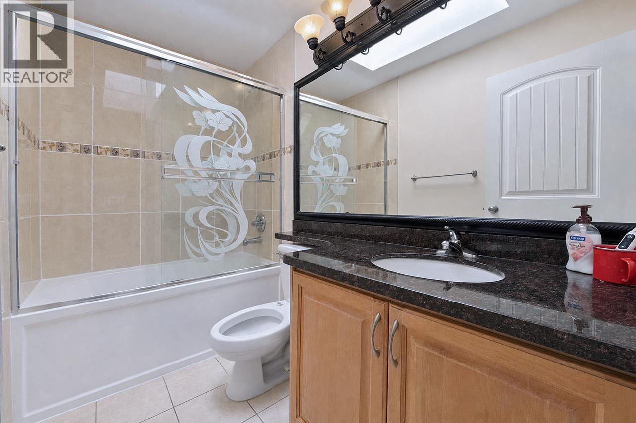 4 Bed, 4 Bath House for Sale in Burnaby – 6890 KOALA CRESCENT, Burnaby – MLS# R3144031 - Image 22