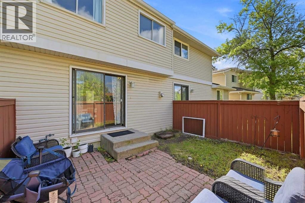 #11 1155 Falconridge Drive NE - 22