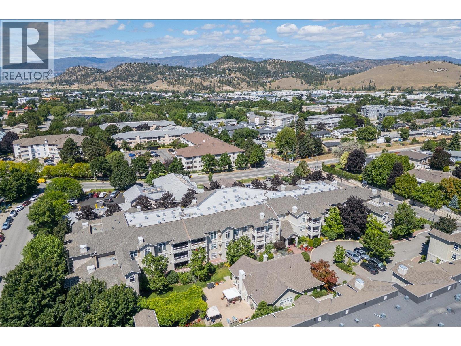 #106 555 Houghton Road - 40
