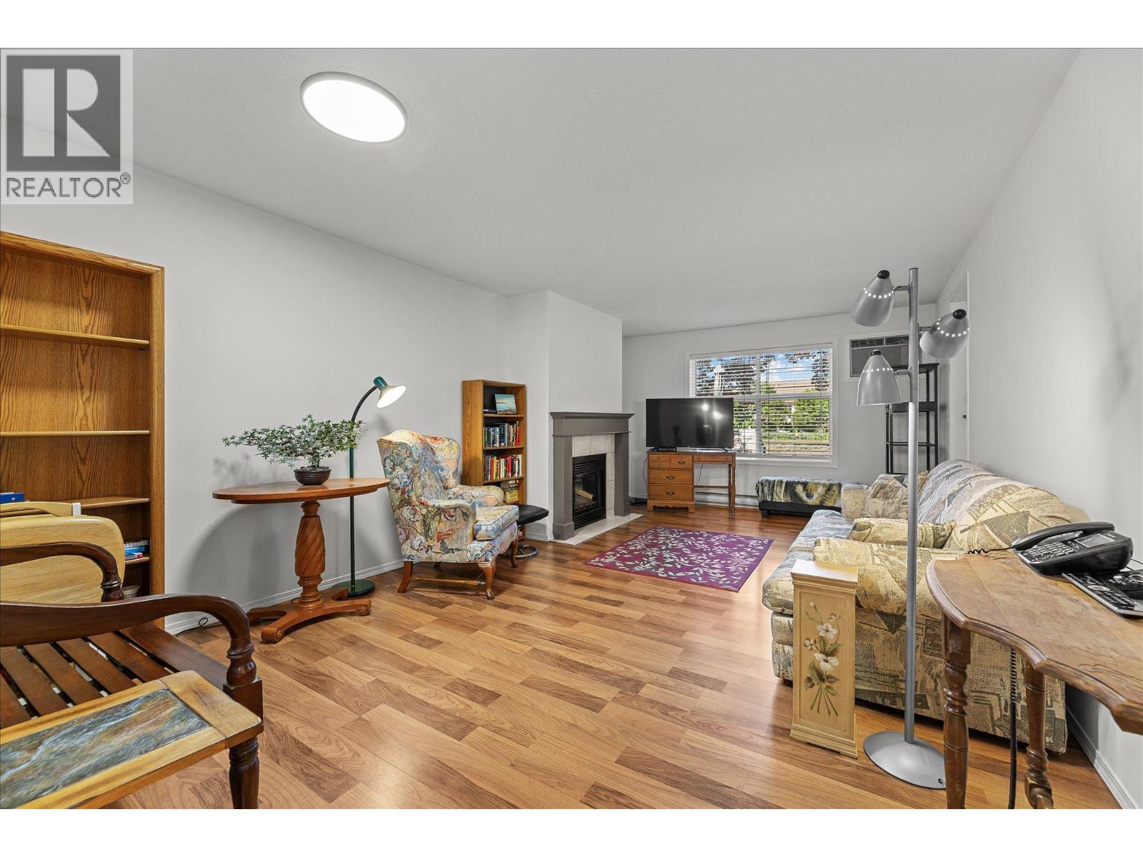 #106 555 Houghton Road - 6