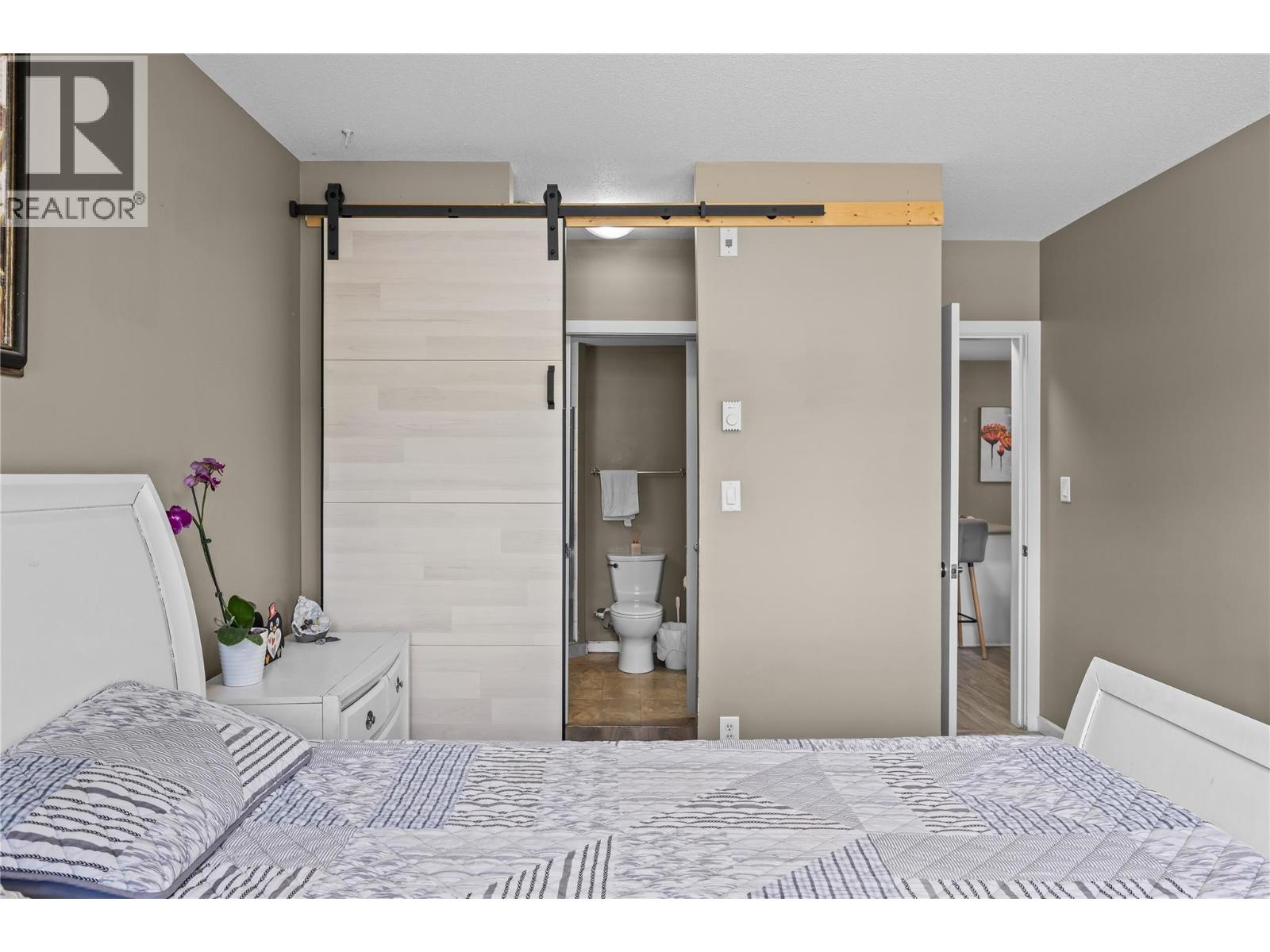 #205 140 Asher Road - 16