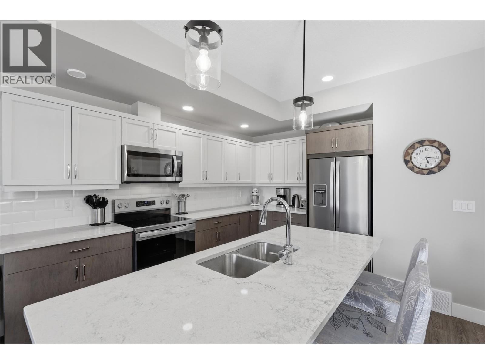 #126 200 Grand Boulevard - 10