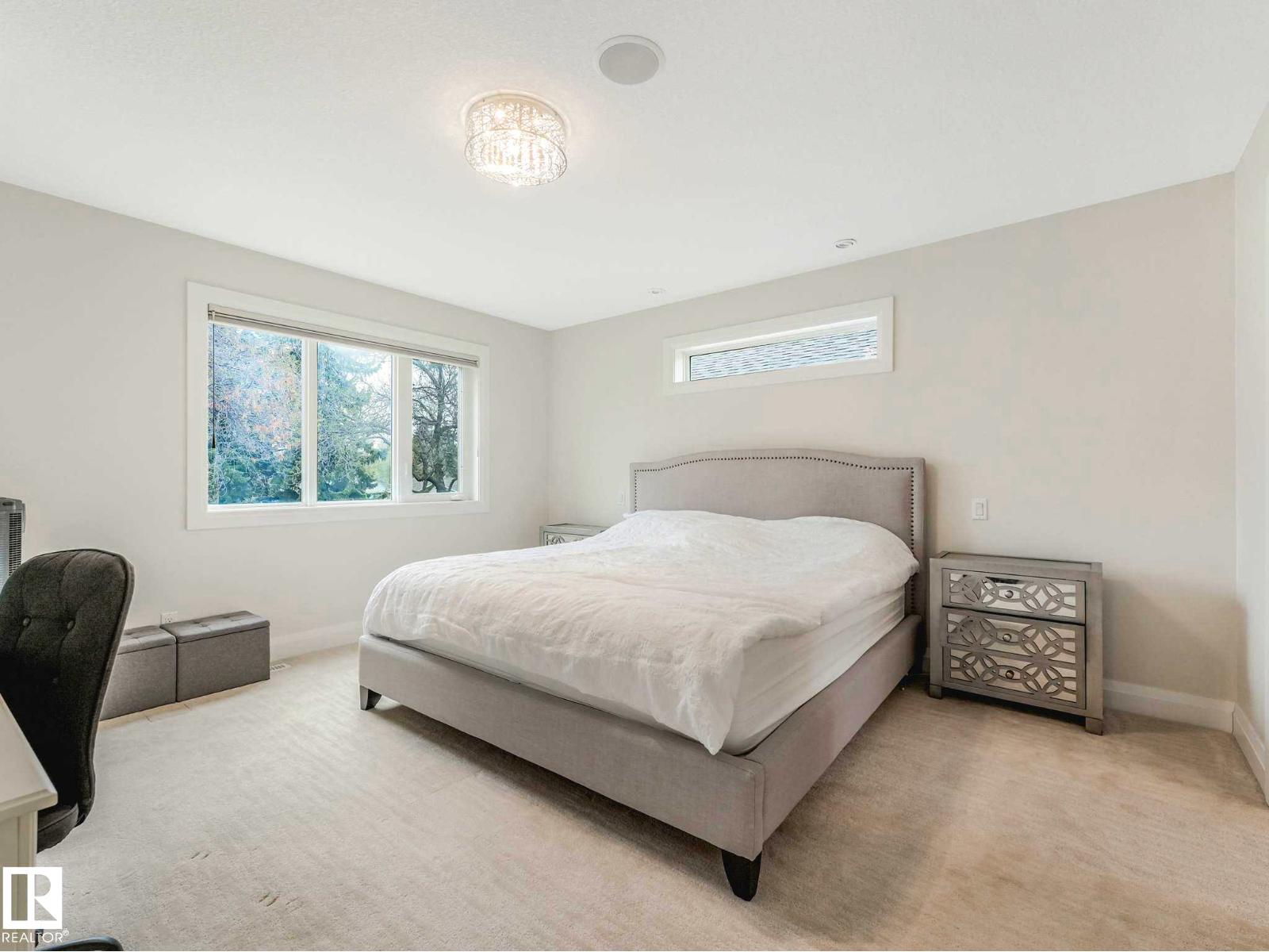 9330 83 ST NW - 18