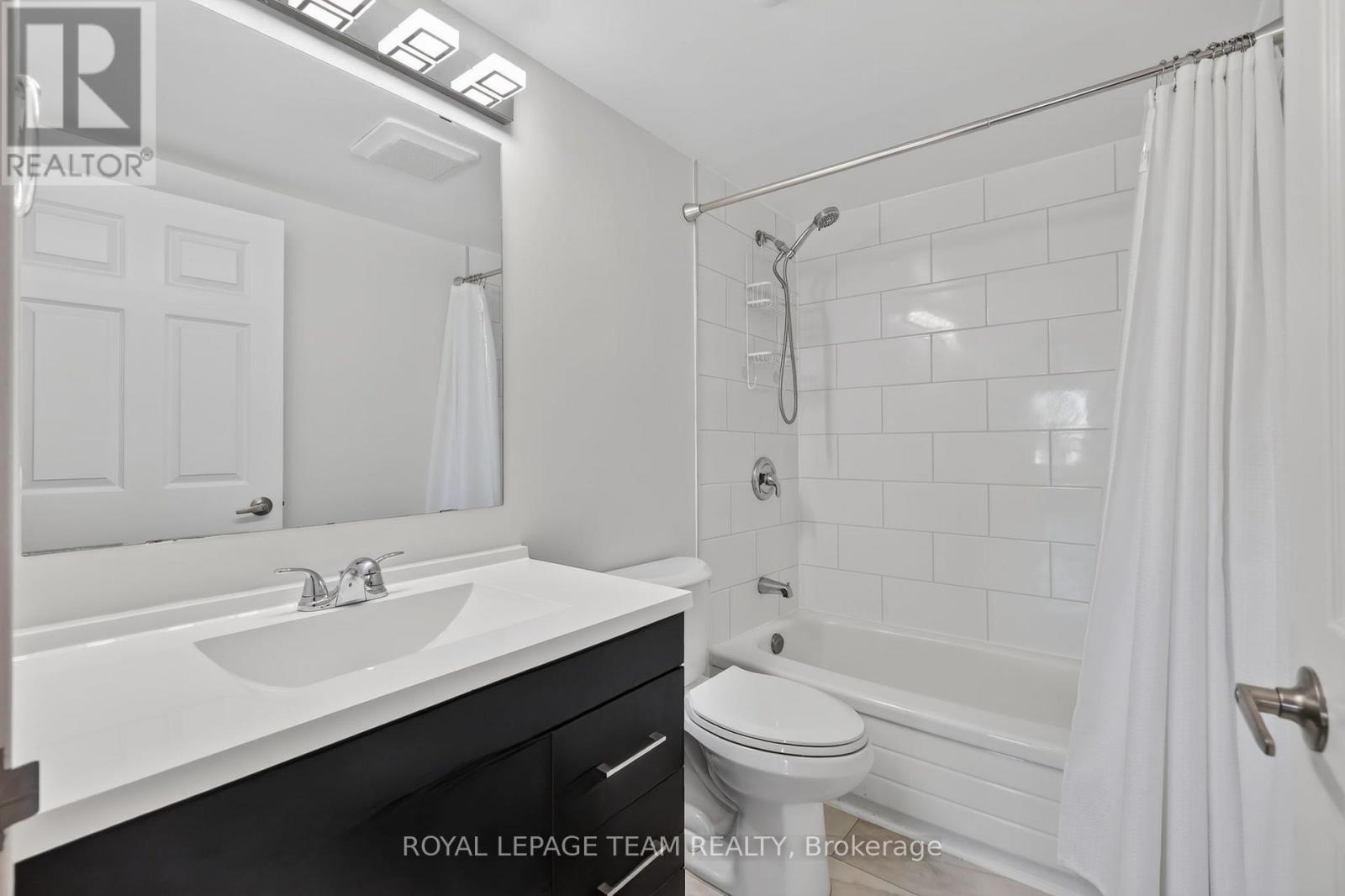 #601 215 PARKDALE AVENUE - 23