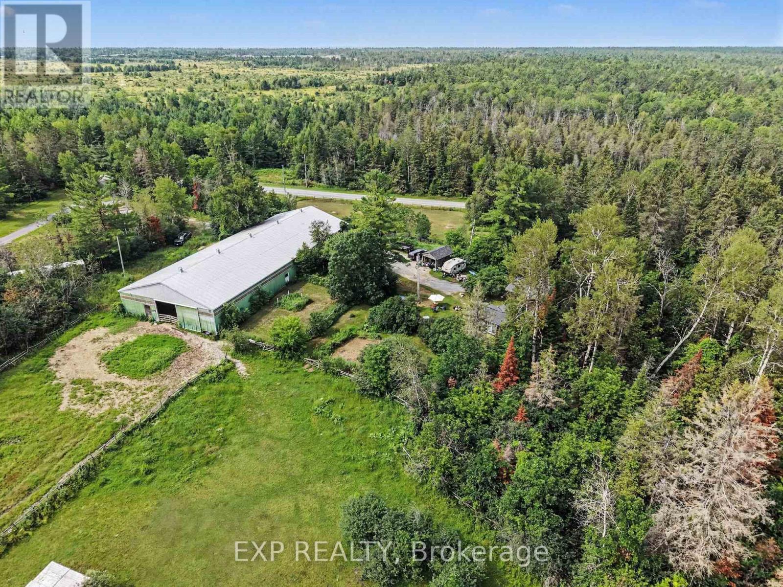1798 BURNT LANDS ROAD, Ottawa. Luxury613. By Peter Sagos - Image 47