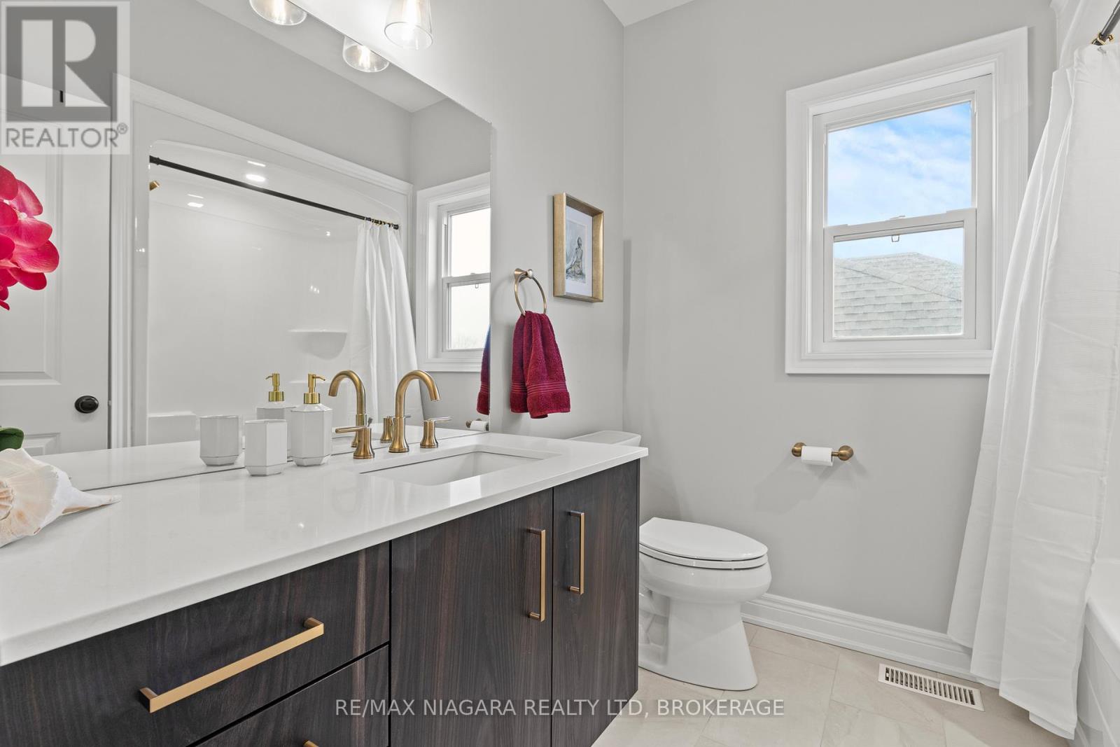 3549 CANFIELD CRESCENT - 26