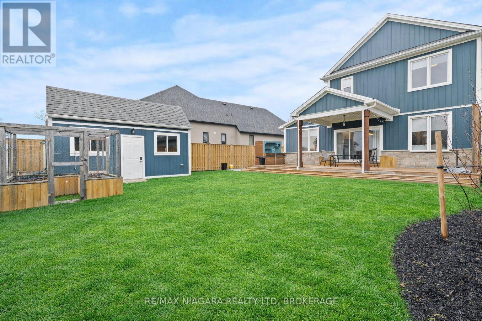 3549 CANFIELD CRESCENT - 4