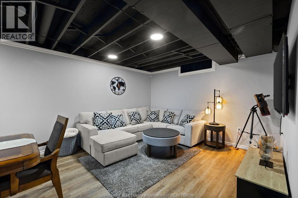 940 WESTWOOD DRIVE - 31