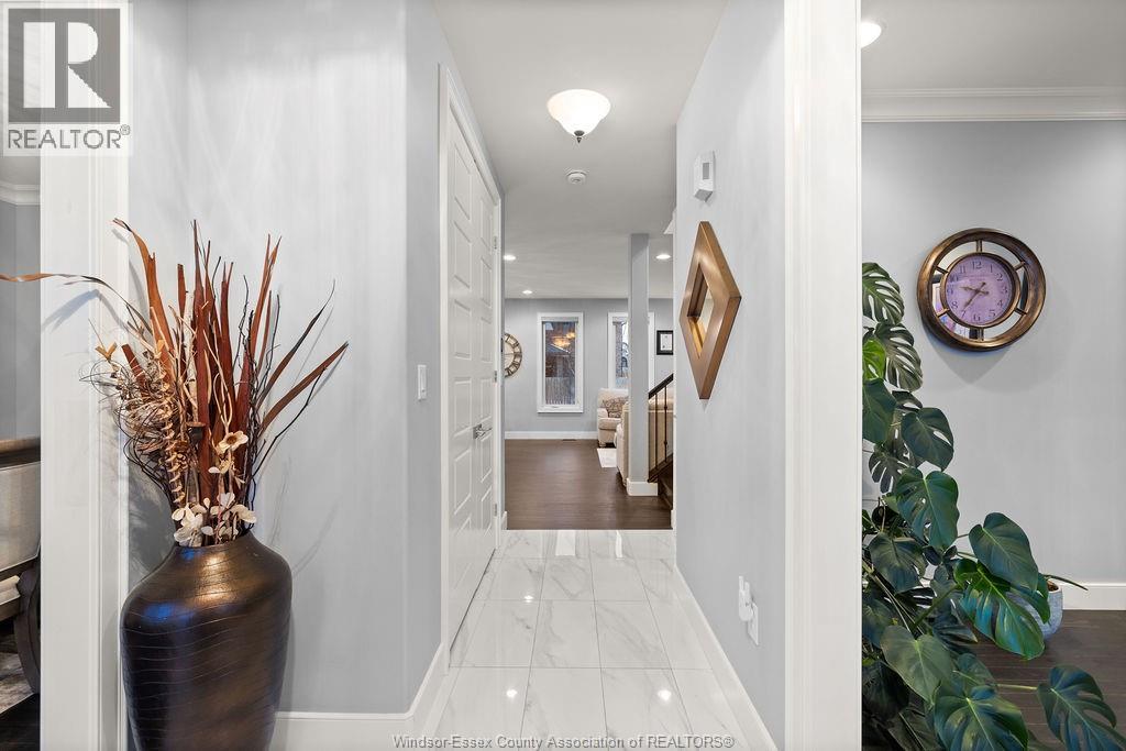 940 WESTWOOD DRIVE - 9